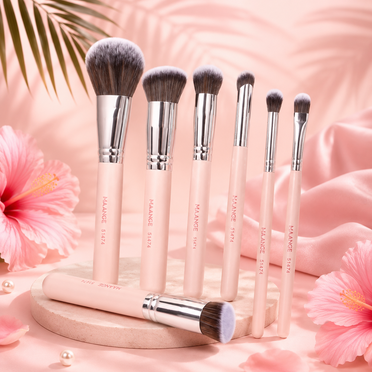 ✨ Set de 7 Pinceaux de Maquillage Professionnels – Teint & Yeux | Doux, Précis & Élégants 💕