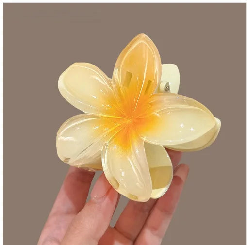 🌺 Pince Fleur Hawaïenne – L’Accessoire Tendance de l’Été ✨
